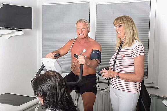 Dr. Froelich Bild EKG